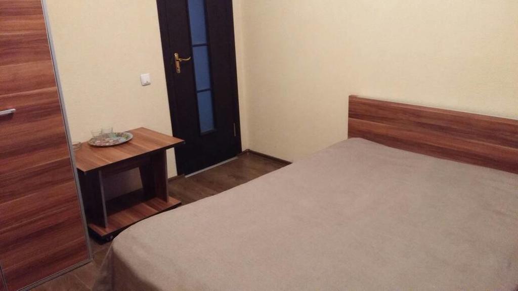 Hotel Gostinyi Dvor Бостери Экстерьер фото